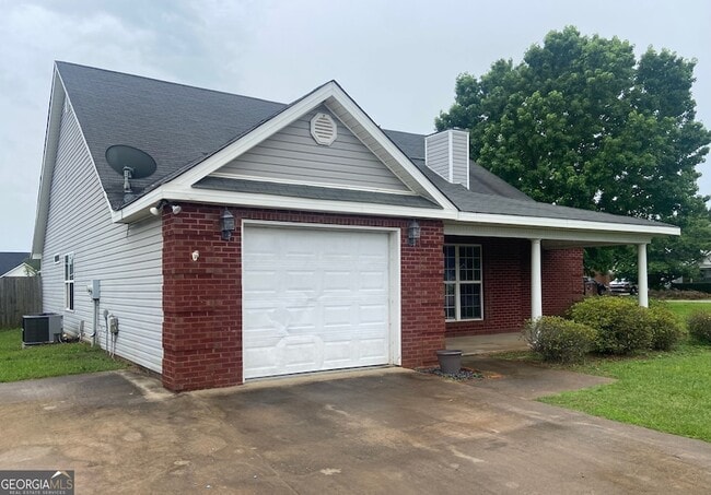 225 Wembley Dr in Warner Robins, GA - Building Photo - Building Photo