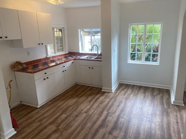 3266 1/2 W Descanso Dr, Unit 3266 in Los Angeles, CA - Building Photo - Building Photo