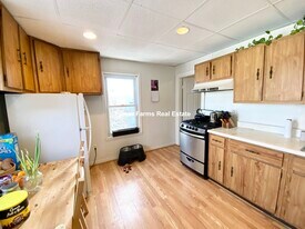 105 Buttonwood St, Unit 1 in Boston, MA - Building Photo
