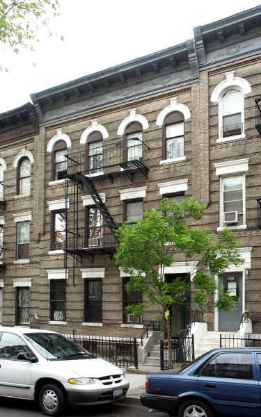 559 50th St in Brooklyn, NY - Building Photo