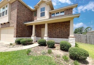 166 Meadow Grove Dr in Conroe, TX - Building Photo - Building Photo