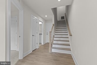 8875 Curie St in Manassas, VA - Building Photo - Building Photo