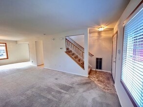 Privacy! in Lynnwood, WA - Building Photo - Building Photo