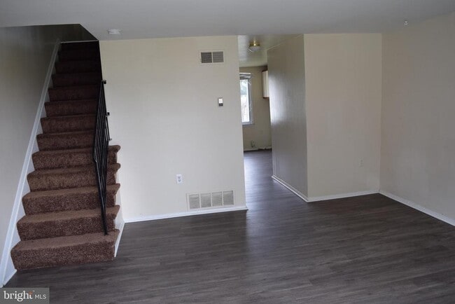 property at 2111 Larkhall Rd