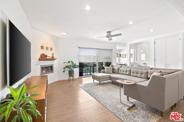 1320 Princeton St, Unit 203 in Santa Monica, CA - Building Photo - Building Photo