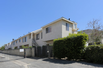 13928 Coteau Dr in Whittier, CA - Building Photo - Building Photo