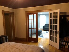 81 Tooker Ave, Unit 1 in Springfield, NJ - Foto de edificio - Building Photo