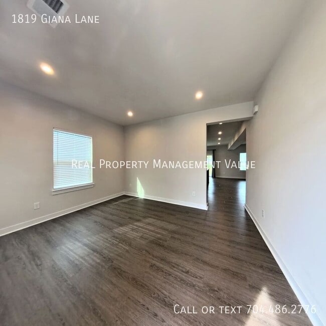 1819 Giana Ln in Monroe, NC - Building Photo - Building Photo