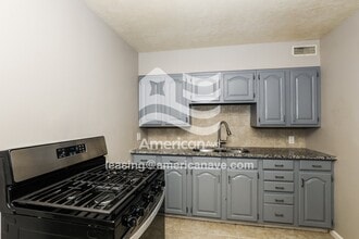 1525 N Adams St in South Bend, IN - Foto de edificio - Building Photo