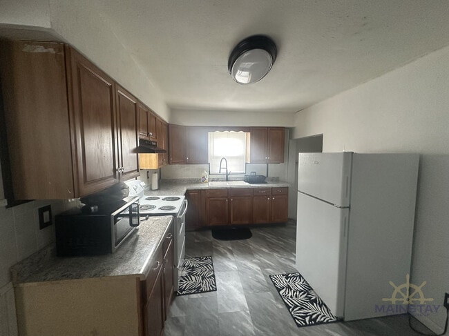 property at 112 W 26th St