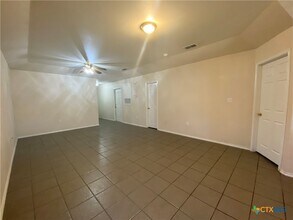 239 Rosalie Dr in New Braunfels, TX - Building Photo - Building Photo