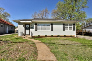 711 N Elm Ave in St. Louis, MO - Building Photo