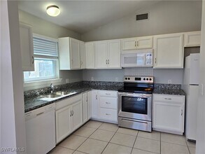 232 Anchorage St in Fort Myers Beach, FL - Building Photo - Building Photo