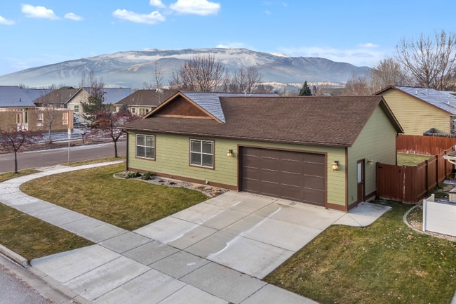 11496 Allomont Dr in Lolo, MT - Building Photo - Building Photo