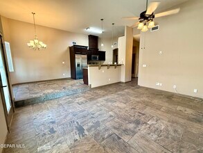 14371 High Rock Dr in El Paso, TX - Building Photo - Building Photo
