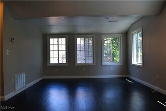 9913 Foster Ave in Bratenahl, OH - Building Photo - Building Photo