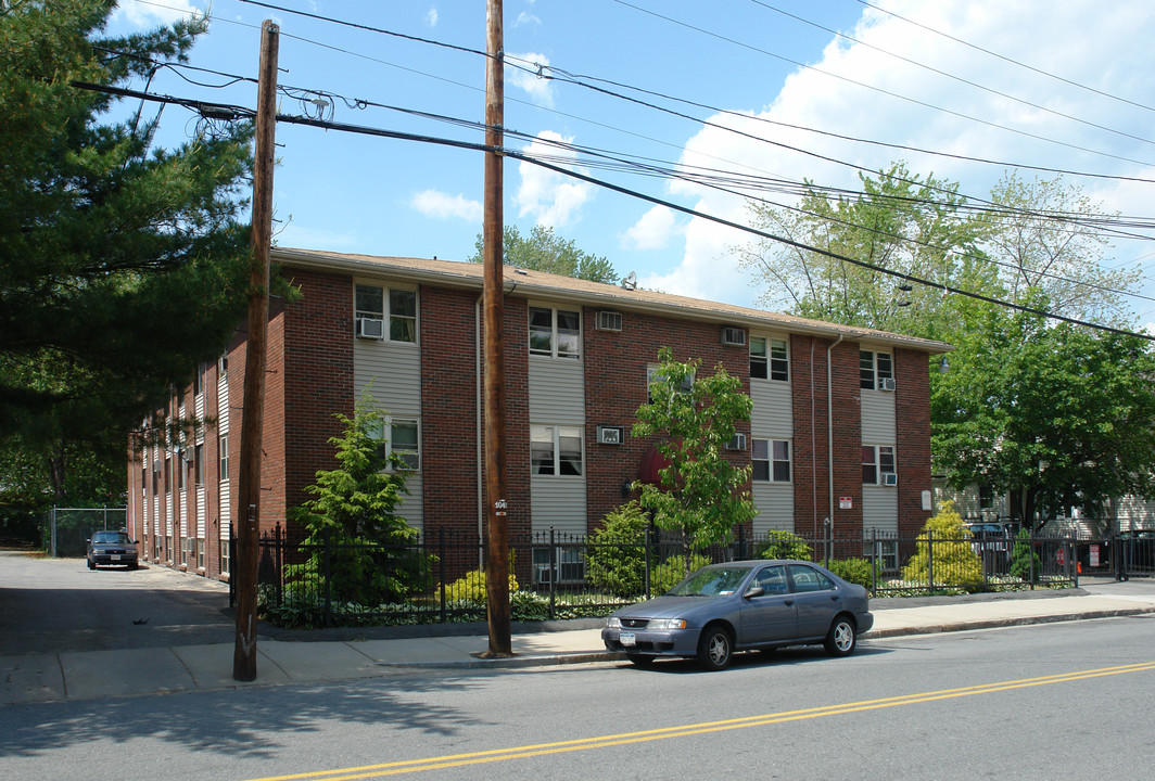 311 Water St in Lawrence, MA - Building Photo