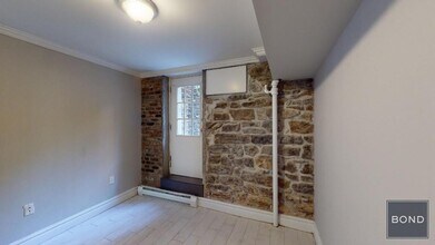 60 Avenue B in New York, NY - Building Photo - Building Photo