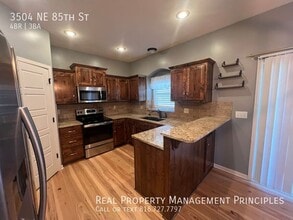 3504 NE 85th St in Kansas City, MO - Building Photo - Building Photo