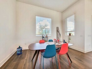 5817 Toscana Ave in Austin, TX - Building Photo - Building Photo