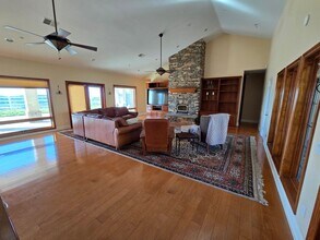 8154 Cable Canyon Rd in San Bernardino, CA - Building Photo - Building Photo