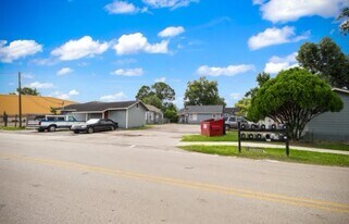 13928 Bandera St in Houston, TX - Building Photo