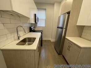 195 Park Dr in Boston, MA - Foto de edificio - Building Photo