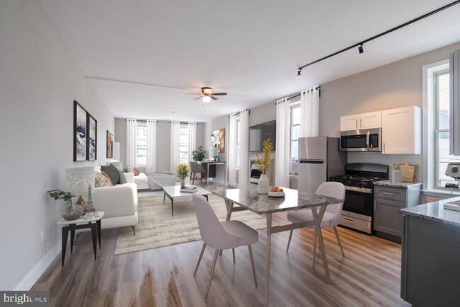 property at 937 N 2nd St