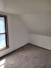 365 SE Pitzer St in Roseburg, OR - Building Photo - Building Photo