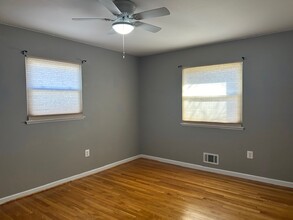 6106 Chesworth Rd in Catonsville, MD - Foto de edificio - Building Photo