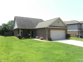 153 Fields Pond Dr in Madison, AL - Building Photo