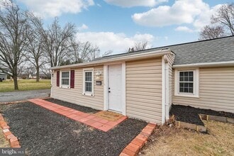 1110 Bradley Rd in Pasadena, MD - Building Photo - Building Photo