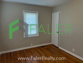 4405 Elliot Ave in Dayton, OH - Building Photo - Building Photo