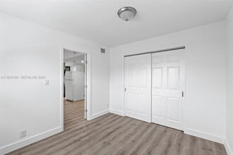 2847 Polk St in Hollywood, FL - Foto de edificio - Building Photo