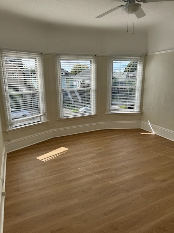 852 55th St, Unit 852 Spacious 3-Bedroom in Oakland, CA - Foto de edificio - Building Photo