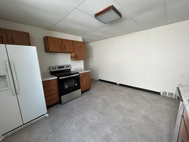 1944 Elm Ave in Cincinnati, OH - Building Photo - Building Photo