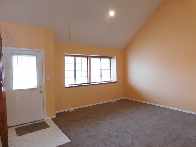 876 London Green Way in Colorado Springs, CO - Building Photo - Building Photo