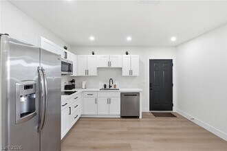 6865 Coley Ave in Las Vegas, NV - Building Photo - Building Photo