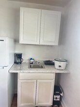 6501 Scott St in Hollywood, FL - Building Photo - Building Photo