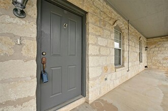 111 Chestnut Ridge in Dripping Springs, TX - Building Photo - Building Photo