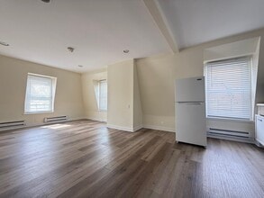 904 South St in Peekskill, NY - Building Photo - Building Photo