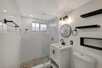 345 Michigan Ave in Miami Beach, FL - Building Photo - Building Photo