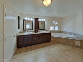 740 Spruce Tree Cir in Henderson, NV - Building Photo - Building Photo