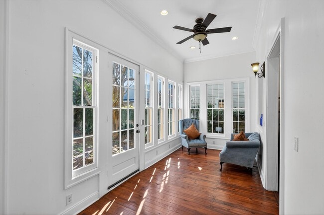 property at 1030 Burgundy St