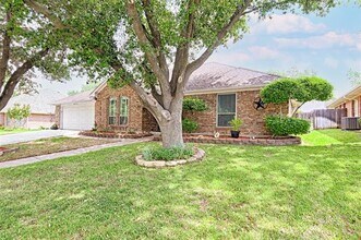 1410 Spyglass Dr in Mansfield, TX - Building Photo - Building Photo