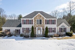 20 Ordway Ln in Kingston, NH - Building Photo