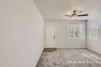 436 Bright Moon Ave in North Las Vegas, NV - Foto de edificio - Building Photo