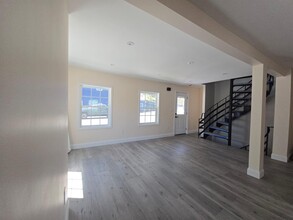 35 Orange Ave in Walden, NY - Building Photo - Building Photo