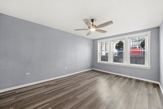 2133 W 18th Pl in Chicago, IL - Building Photo - Building Photo