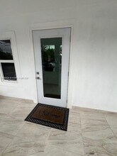 81 NW 44th St in Miami, FL - Building Photo - Building Photo